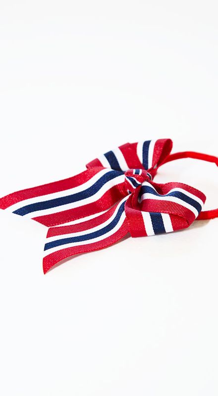 17. mai sløyfe str medium